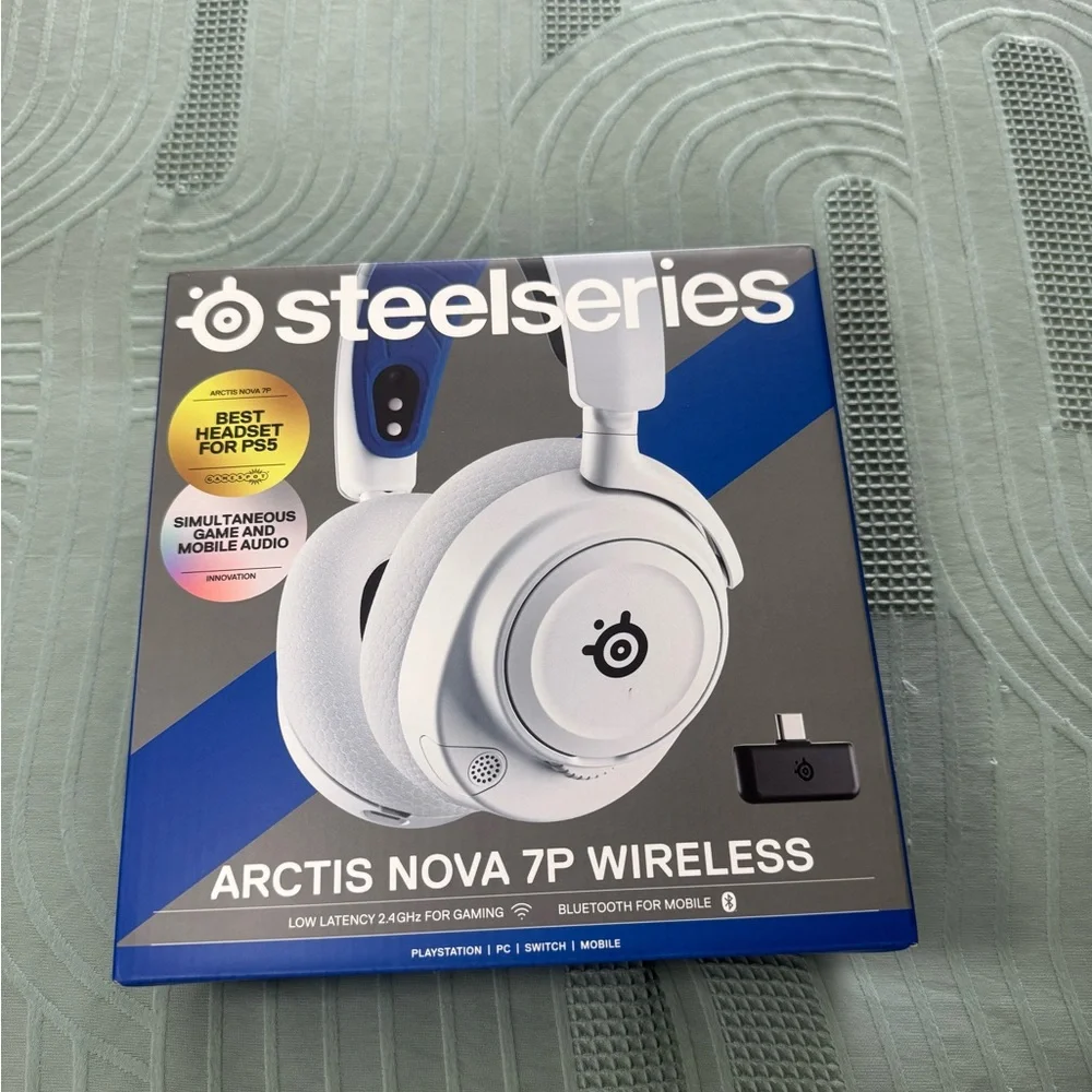 SteelSeries Arctis Nova 7P Wireless Headset
